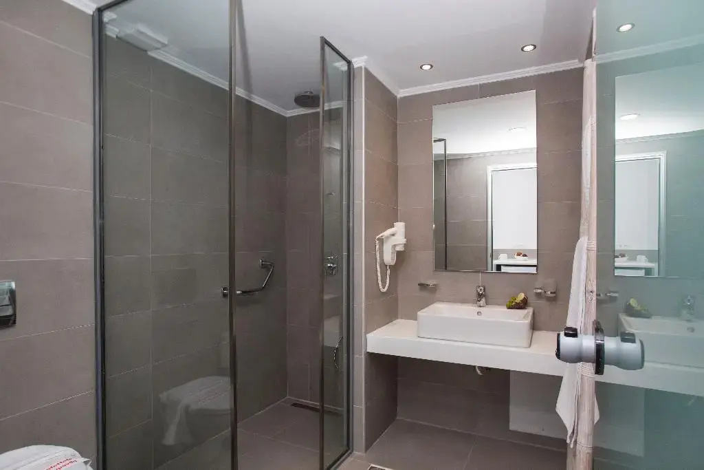 Lindos Portes Suites