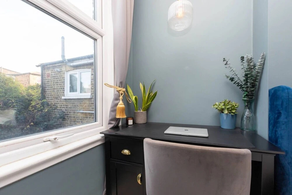 Beautiful, Light and Spacious 2 Bedroom Flat in Clapham