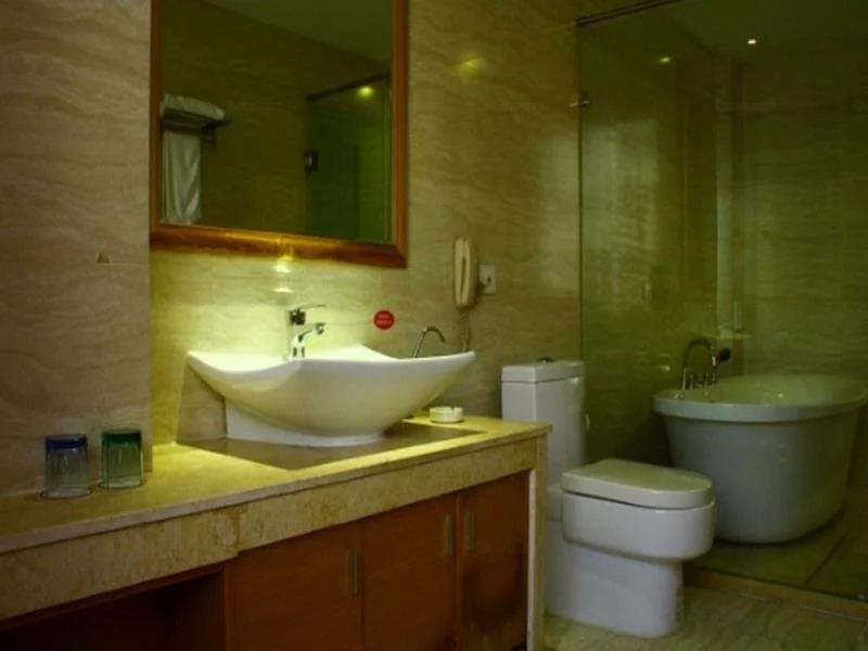 Holiday Hotel Yiwu