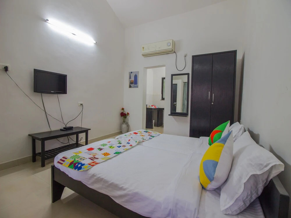 OYO 15774 Home Modern Studio Hill View Anjuna