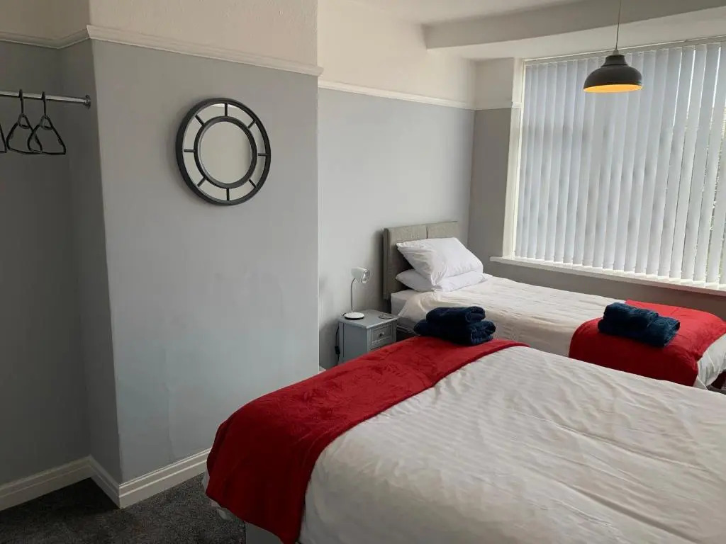Modern fully refurbished 3 bedroom home