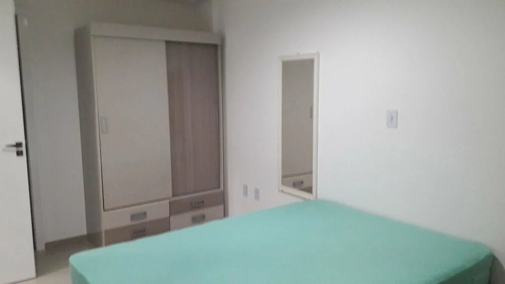 Apartamentos Ed London, 150m das Termas, Climatizado - 2 vagas garagem