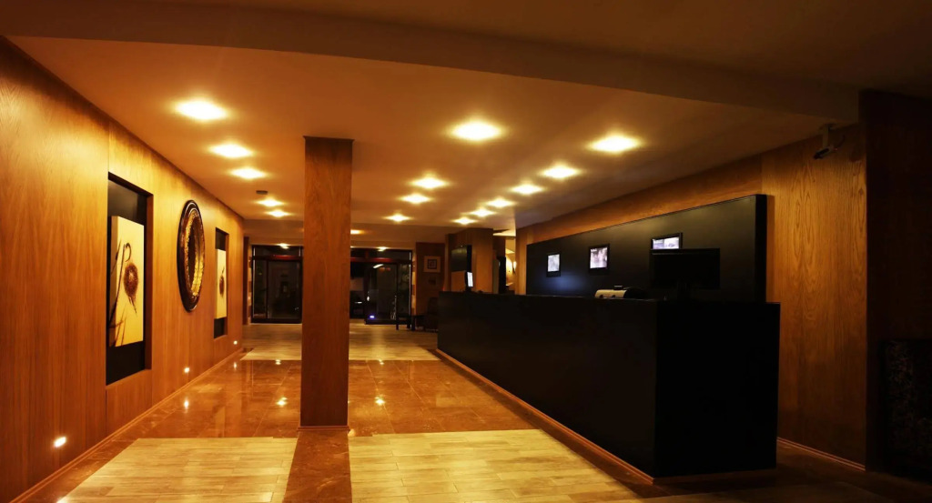 Faros Premium Beach