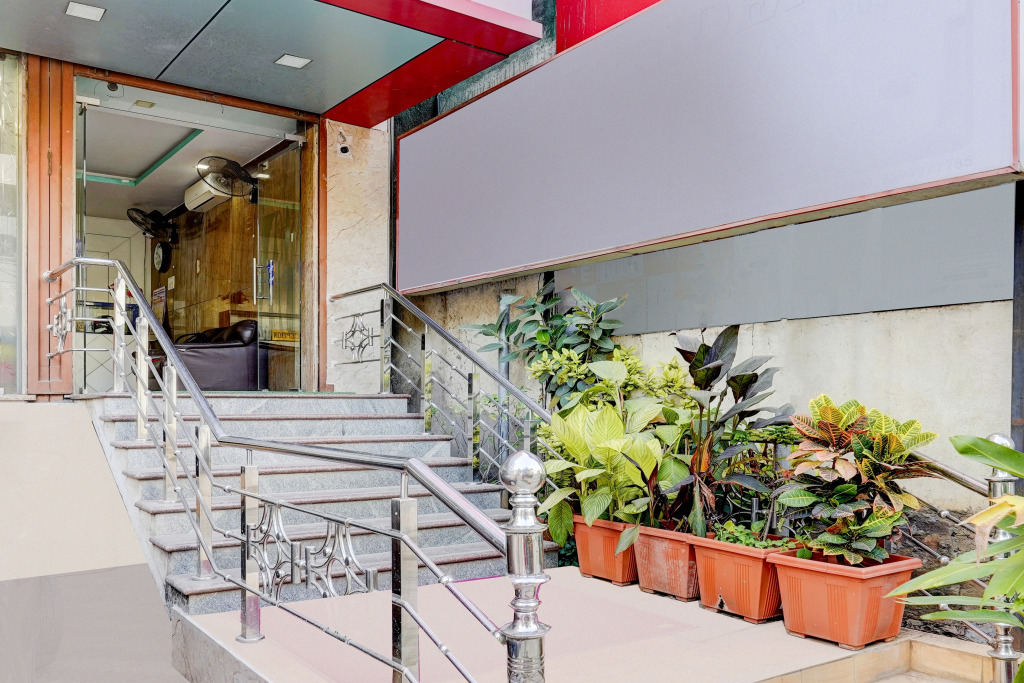 Hotel O Porur Formerly Jeyas Elite