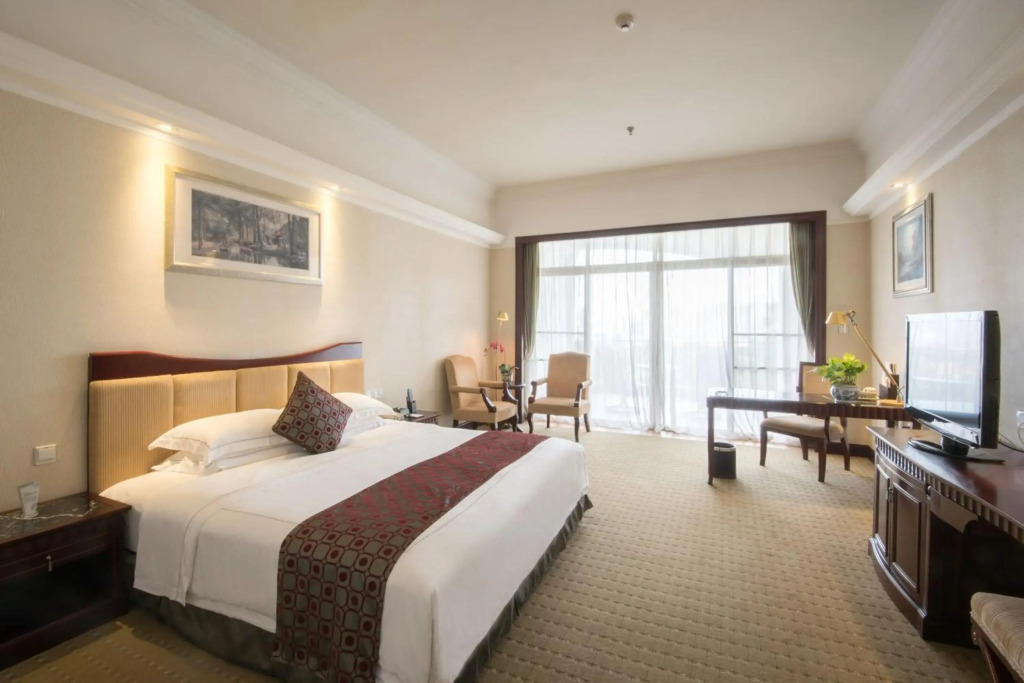 Guangzhou Phoenix City Hotel