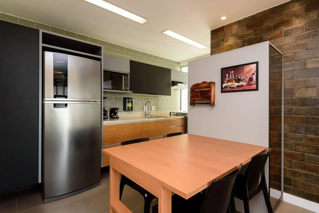 Apartamento C/ Piscina E Garagem | Fl 960/520