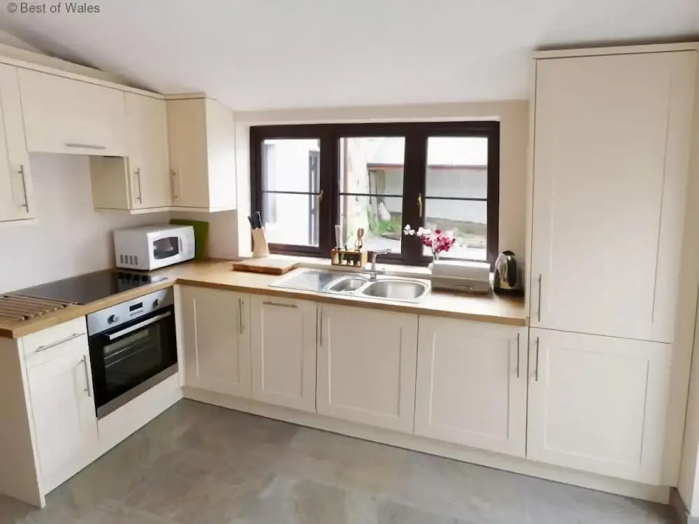 Holiday Home Near Mumbles Pier