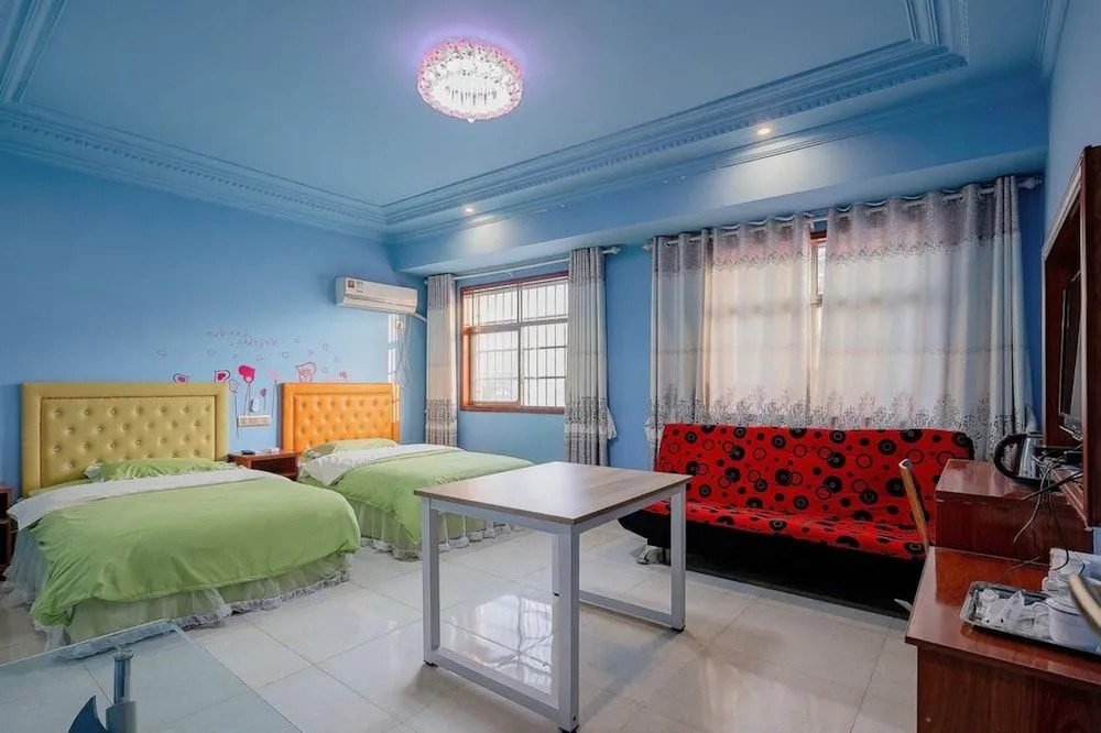Zhangjiajie Memeda Theme Hotel