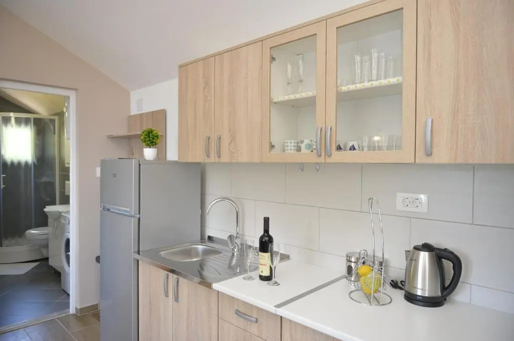 B & M Apartments