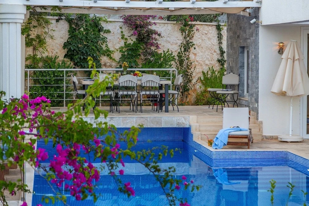 Villa Avon