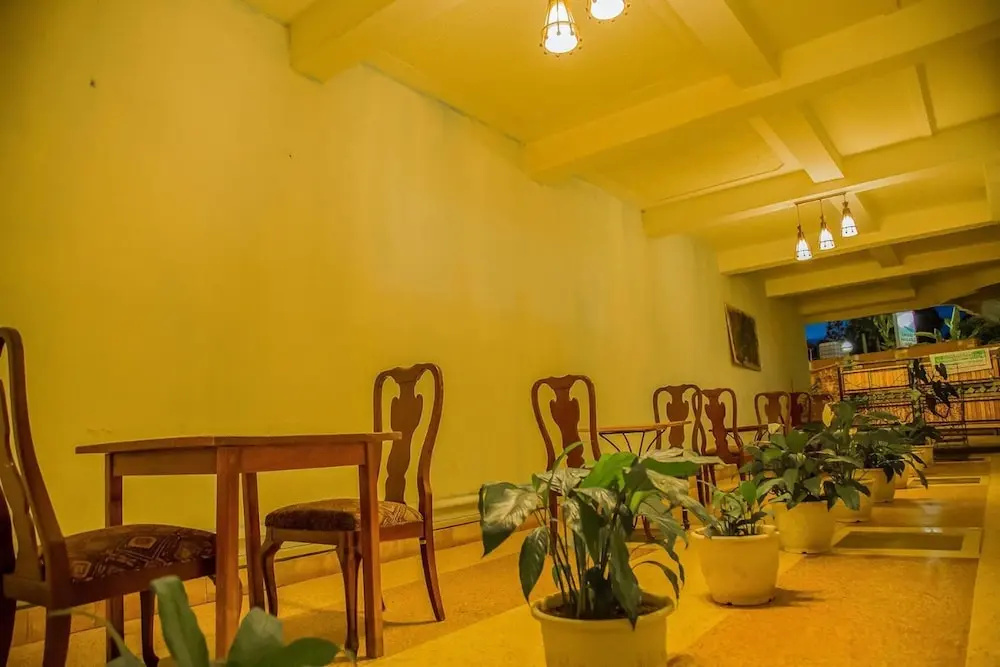 Shangri-la Hotel Muyenga