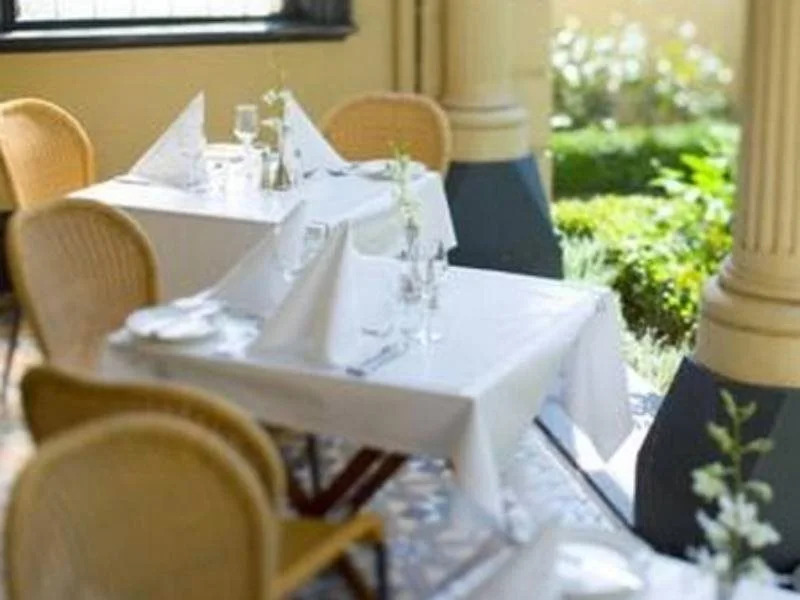 Hotel Charsfield Melbourne