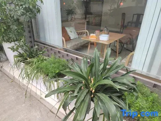 Qingcheng Zhixin Homestay (Qingchengshan High-Speed Railway Station)