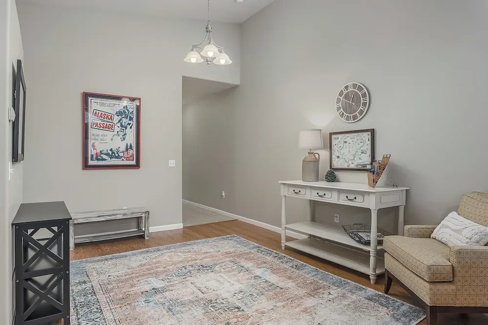 2BR Home w/ Fireplace, Streaming, Dogs Allowed