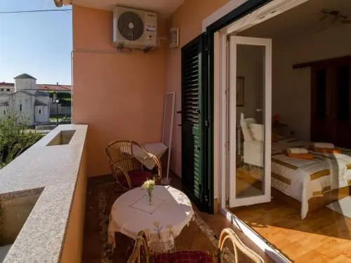 Apartment Zoranica I