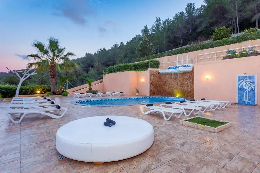 Large Villa near Ibiza Town Sleeps 22