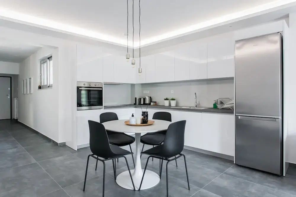 Stellar 3BR Apartment with Balcony