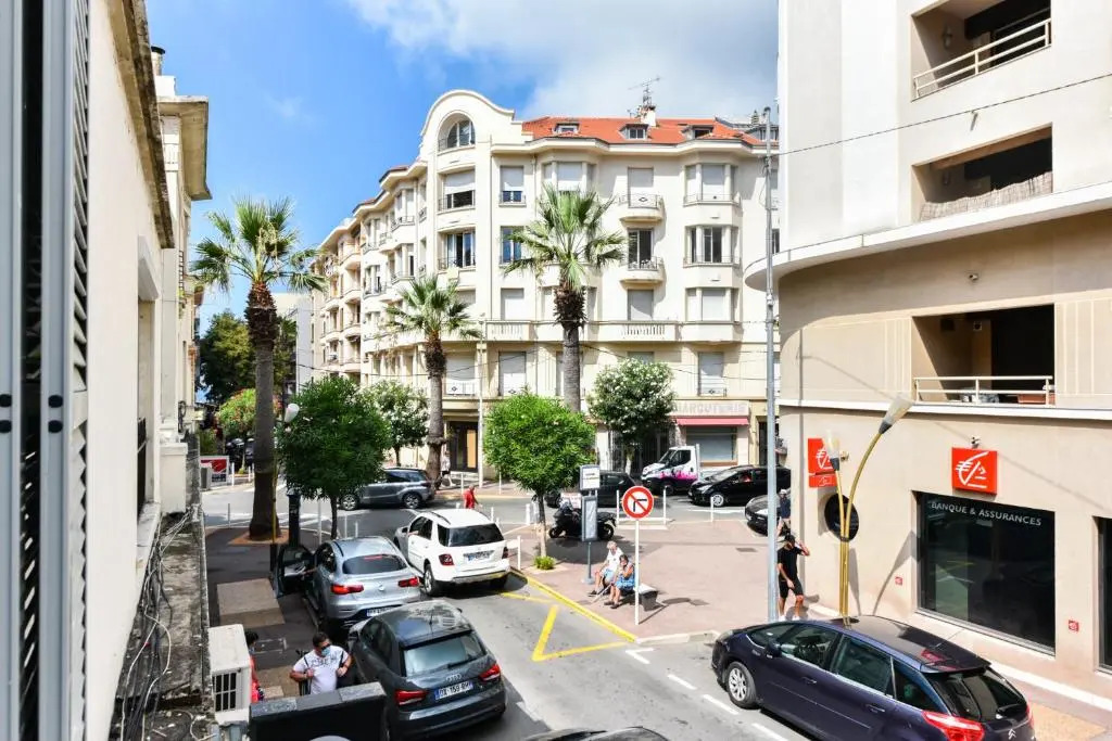 CMG Cozy appartement Juan-Les-Pins / 200m Plage