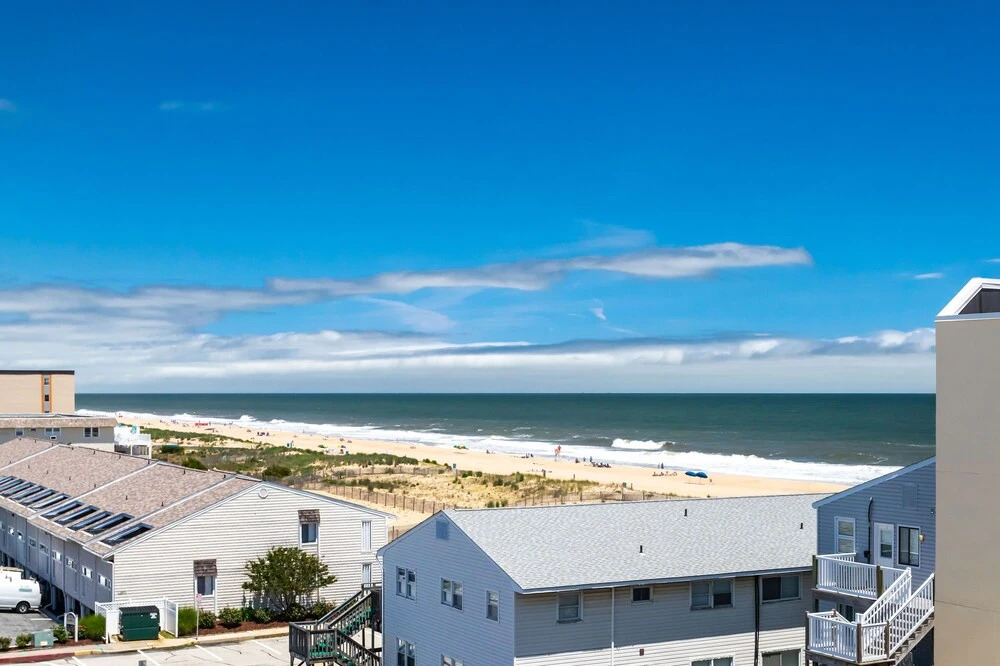Marylander Condominiums, 90 steps from the beach