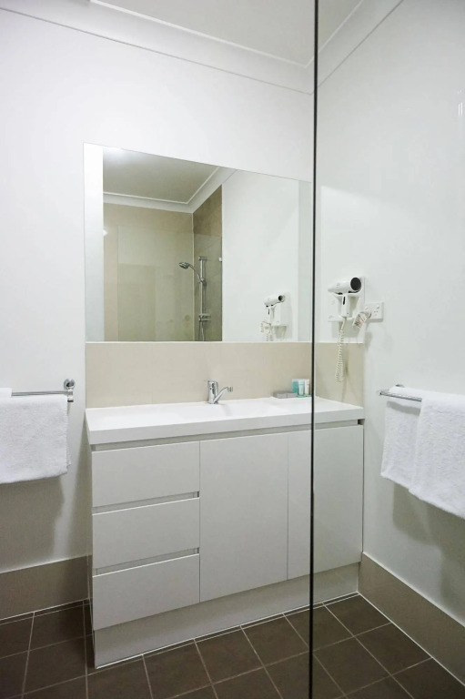 Oxley Court Serviced Apartments