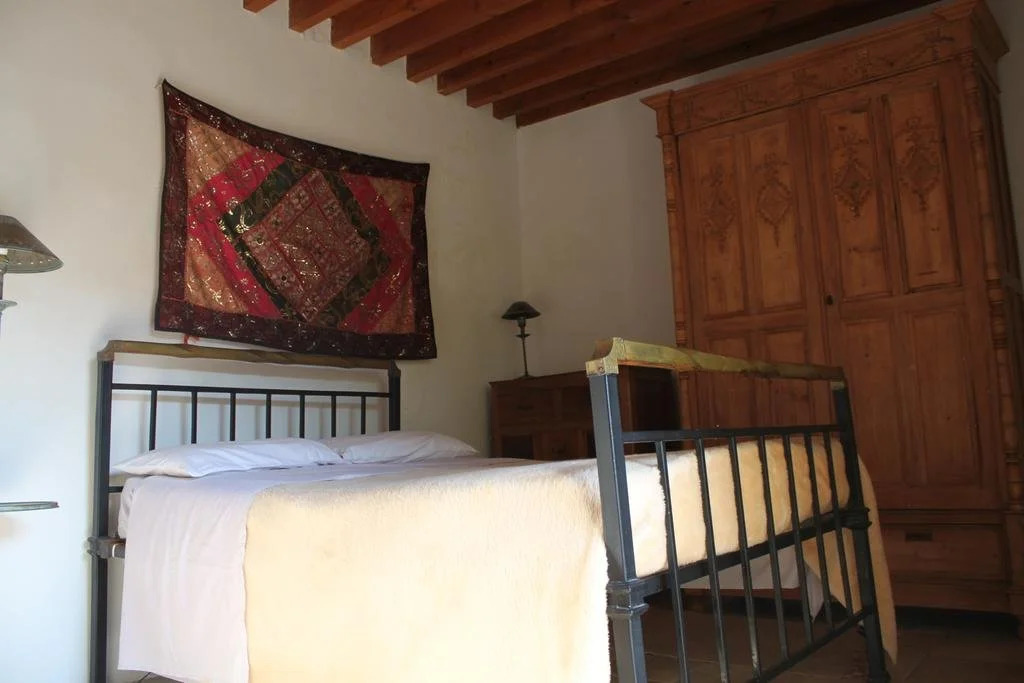 Moustos Traditional House