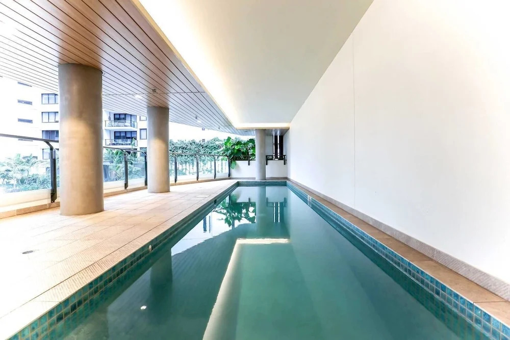 Incredible Riverside Apartment In Brisbane