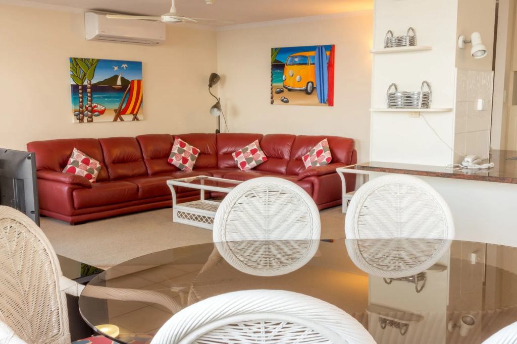 Windward Apartments