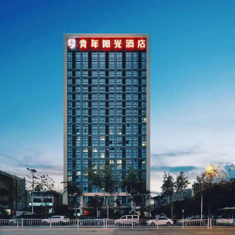 Youth Sunshine Hotel