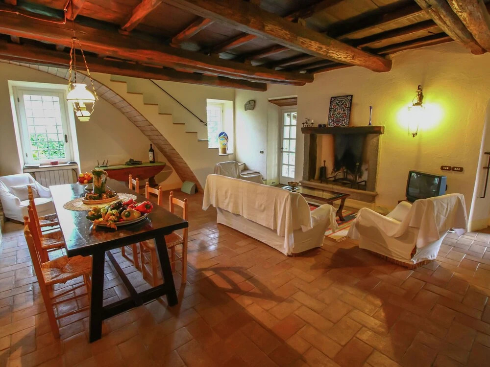 Holiday Home With Private Garden at Only 6km From Lake Bolsena