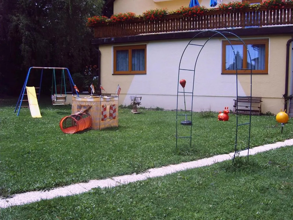 Ferienwohnungen Miklautsch