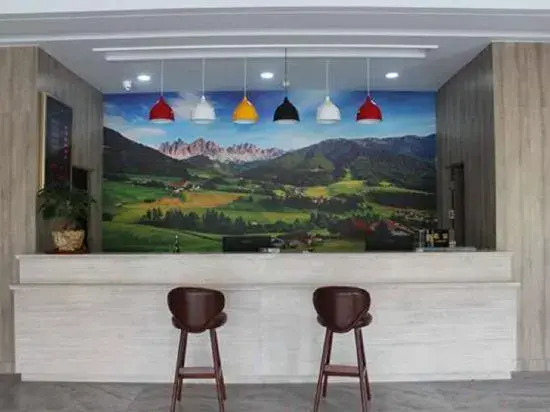 Yunduo Hotel