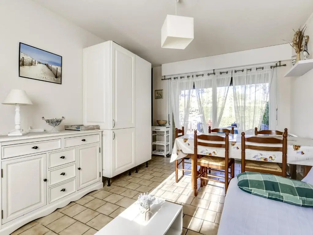 Maison T2 cabine à Biscarrosse Plage, proche des commerces et de la mer - FR-1-521-90