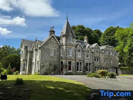 Wellwood House