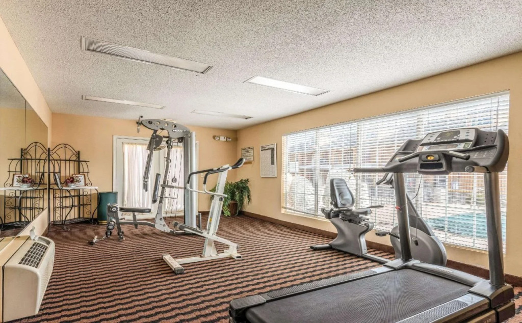 Quality Inn Decatur River City