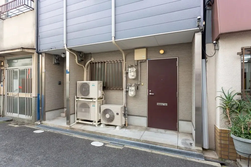 "Hanabi Tengachaya Ichibankan"  Direct access to Namba, Dotonbori, Umeda, Kansai Airport!