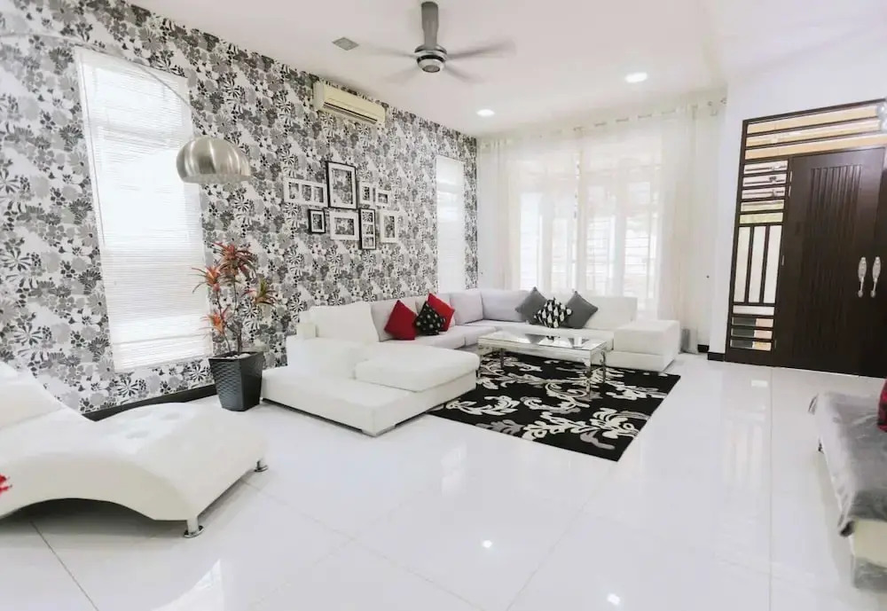 Spacious Luxury 6BR Home in Kemensah, KL