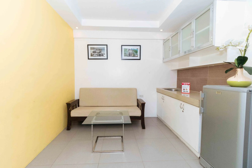 RedDoorz at DBuilders Rooms Ph1 Taguig