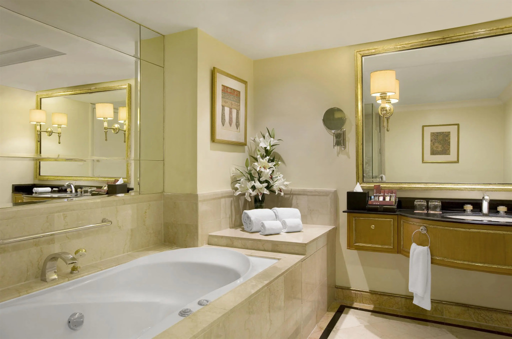 Sheraton Surabaya Hotel & Towers