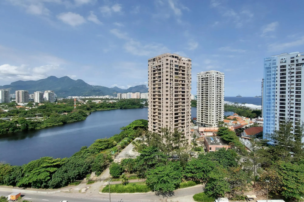 Barra da Tijuca near the beach | AS1602 Z10