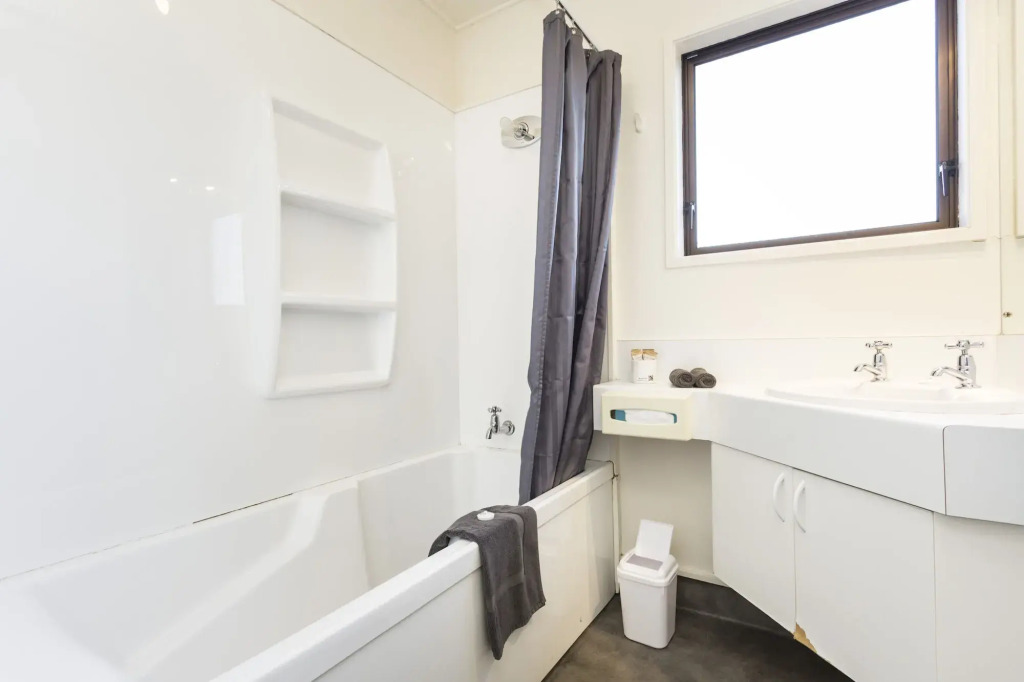 755 Regal Court Motel