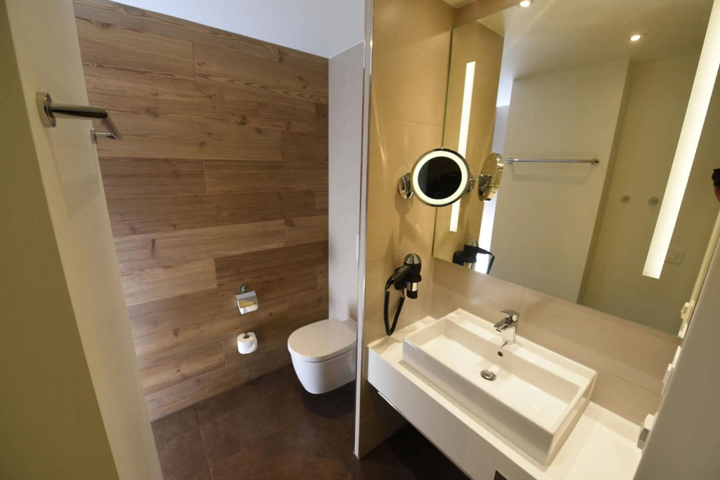 Hotel kommod
