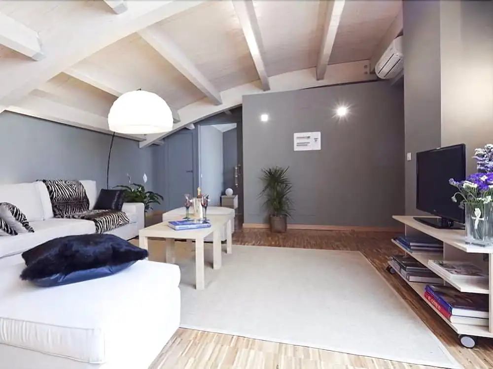 Executive Attic 3