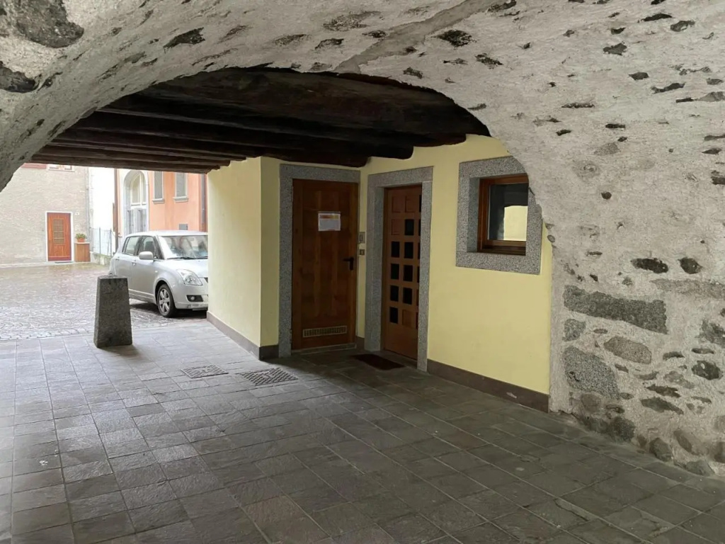 Trilocale con balcone San Gerolamo 055