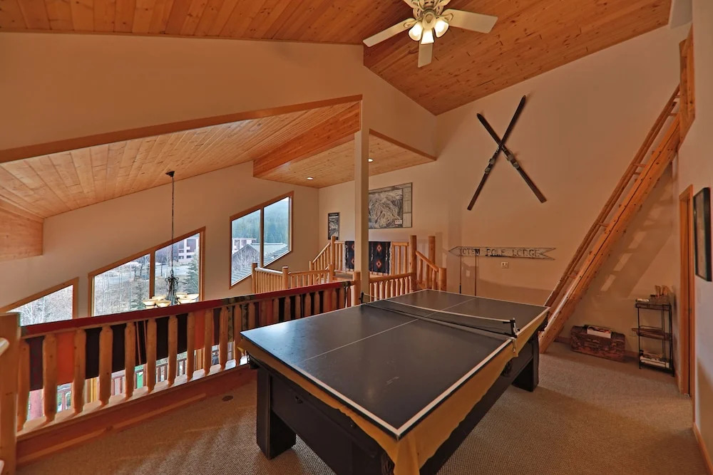 Slopeside 97 Clover Lane - 3 Br Condo