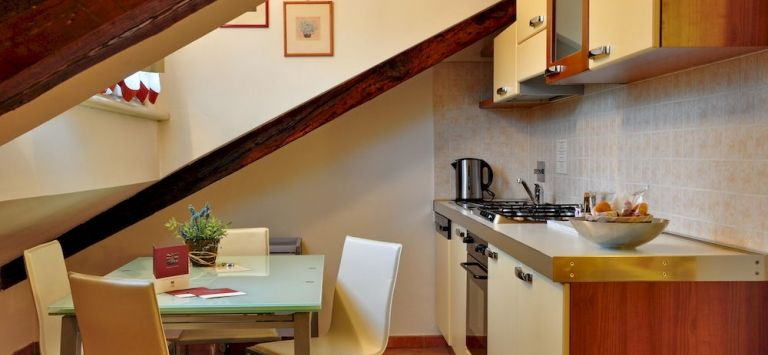 Loger Confort Residence & Apartments
