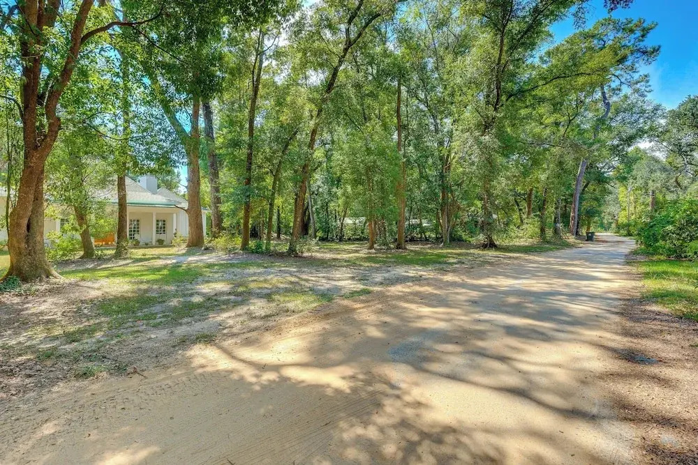 Fairhope Cottage: 2 Mi to Town & Pier!