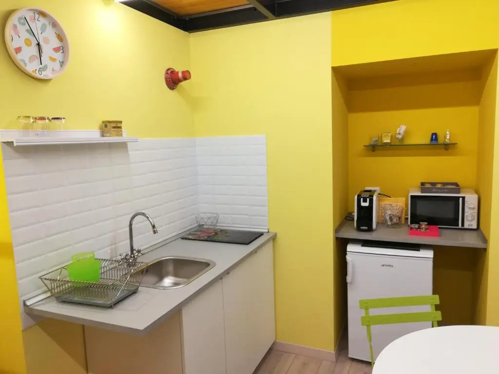 2 LOFTS guest house