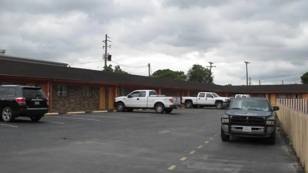 Sportsman Motel