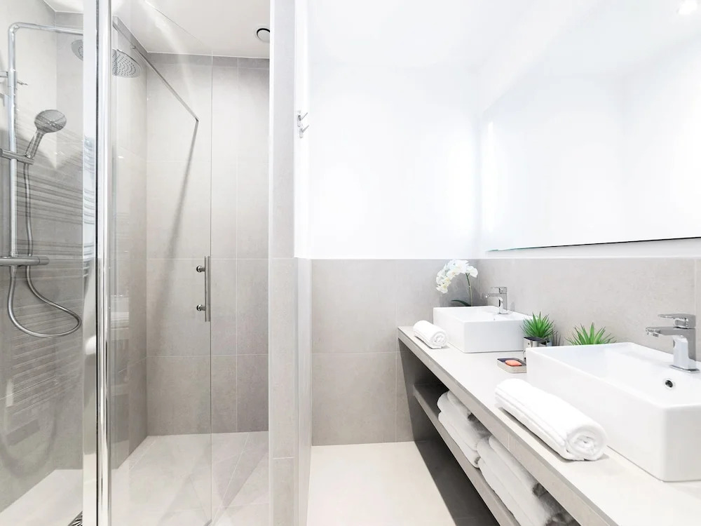 Luxury 3BDR République I by Livinparis