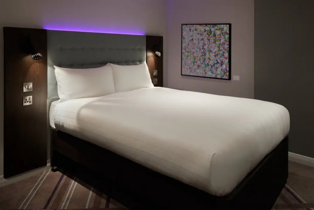 Premier Inn Yeovil Airfield